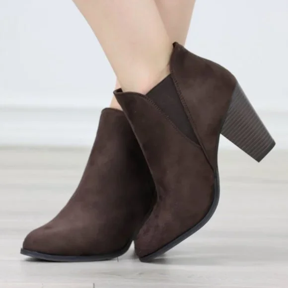 Womens Ankle Heeled Boots Elastic Gore Pointed Toe Brown Faux Suede - Picture 7 of 12